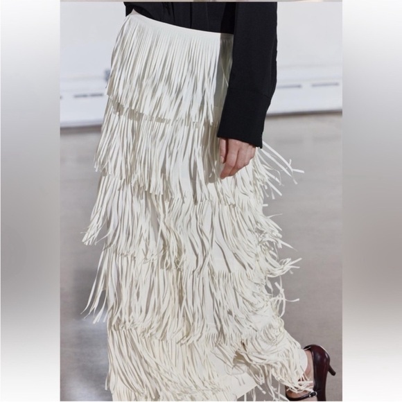 NWT ZARA FRINGED PENCIL SKIRT ZW COLLECTION - Picture 6 of 17